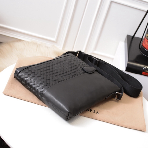 ボッテガヴェネタバッグ内部構造